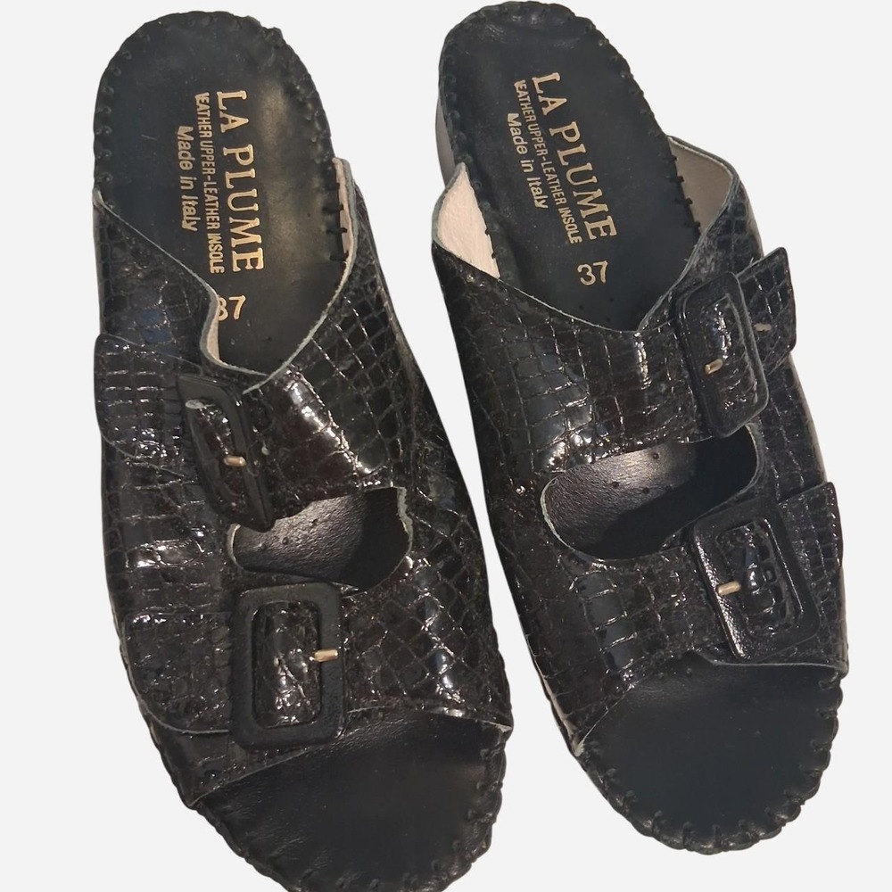 Womens La Plume black crocodile textured leather sandals with buckle detail